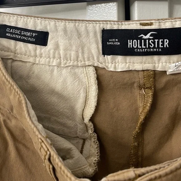 EUC Hollister Shorts (size 28 waist) - Picture 3 of 3